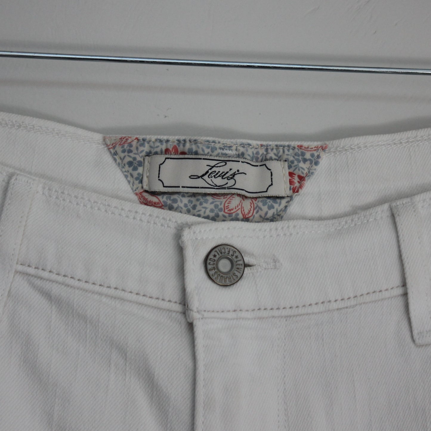 Levis Vintage White Out Shorts